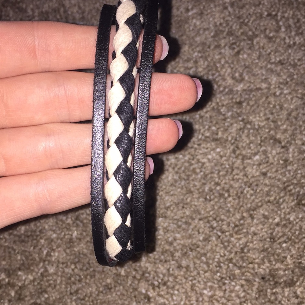 3 bracelets - Picture 7 of 8